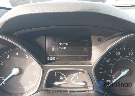 2017 Ford Escape Titanium z USA, uszkodzony, nr VIN 1FMCU9JD5HUD86258